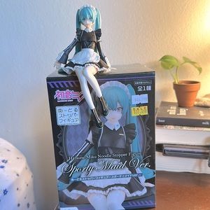 Hatsune Miku Noodle Stopper Figure Sporty Maid Ver.